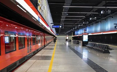 Nini cha kuzingatia wakati wa kuchagua taa za kituo cha metro?